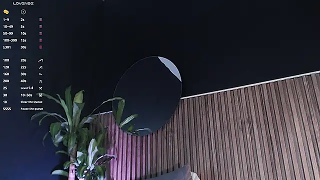 DilanJonnes  online show from January 5, 9:36 pm