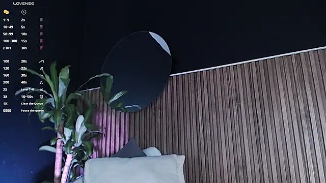 DilanJonnes  online show from January 6, 10:26 pm