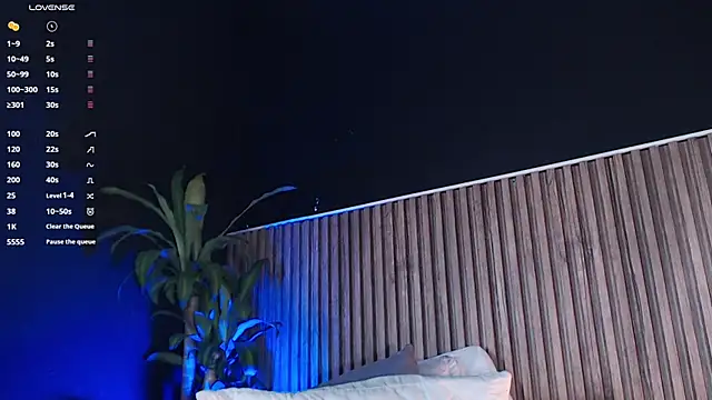 DilanJonnes  online show from January 12, 11:04 pm