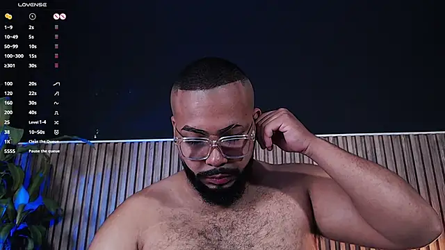 DilanJonnes  online show from February 28, 11:45 pm