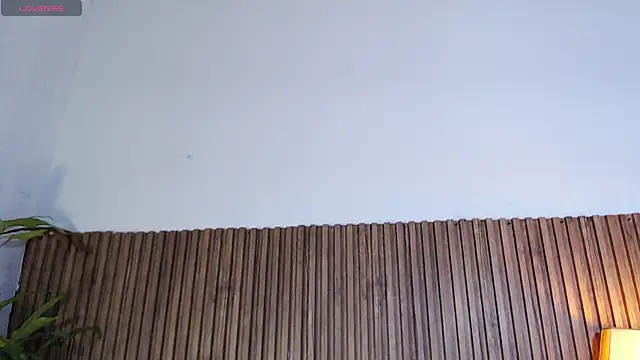 DilanJonnes  online show from January 12, 11:43 pm