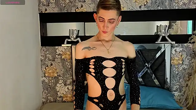 Snapshot of dominic_thailor chatting on March 31, 4:07 pm dominic thailor online show from March 31, 4:07 pm