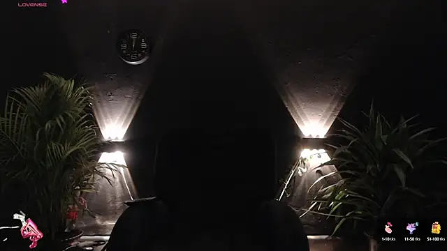 Snapshot of Ash_gusbig chatting on February 16, 1:58 am Ash gusbig online show from February 16, 1:58 am