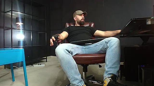 JackEthann online show from January 6, 6:47 am