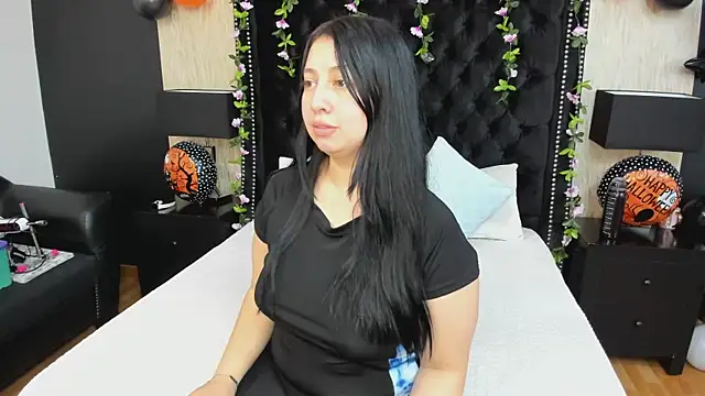 Snapshot of AshleeyPrincess chatting on November 2, 3:14 pm AshleeyPrincess online show from November 2, 3:14 pm