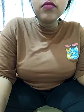 Snapshot of Samarya-78 chatting on April 27, 12:14 pm Samarya-78 online show from April 27, 12:14 pm