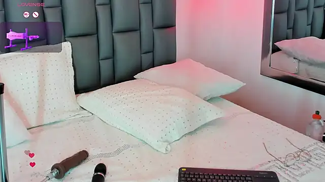 Abbyadams online show from November 8, 3:18 am