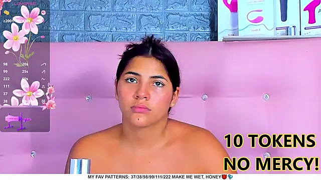 Snapshot of AriannaLewiis chatting on January 26, 7:31 pm AriannaLewiis online show from January 26, 7:31 pm