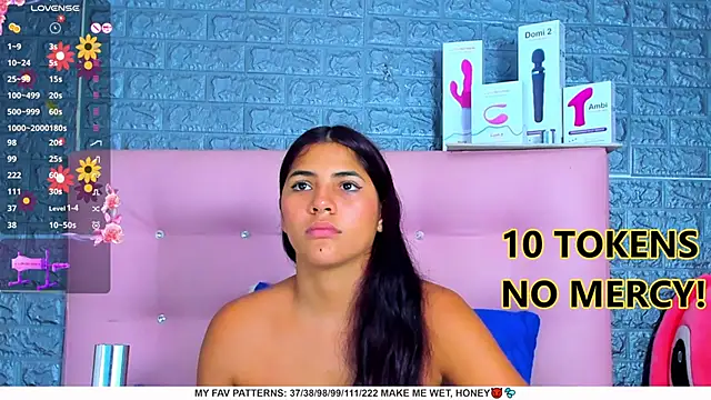 Snapshot of AriannaLewiis chatting on January 29, 10:53 pm AriannaLewiis online show from January 29, 10:53 pm