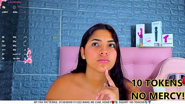 Snapshot of AriannaLewiis chatting on February 5, 7:31 pm AriannaLewiis online show from February 5, 7:31 pm