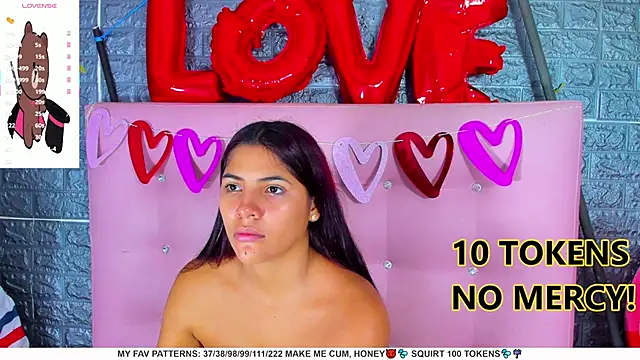 Snapshot of AriannaLewiis chatting on February 16, 7:27 pm AriannaLewiis online show from February 16, 7:27 pm