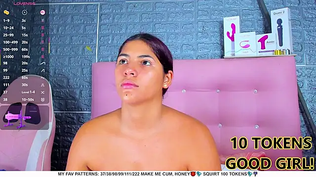 Snapshot of AriannaLewiis chatting on February 24, 7:19 pm AriannaLewiis online show from February 24, 7:19 pm