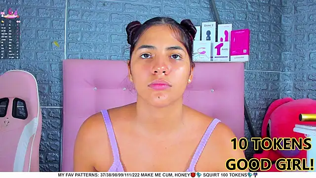 Snapshot of AriannaLewiis chatting on February 28, 11:12 pm AriannaLewiis online show from February 28, 11:12 pm