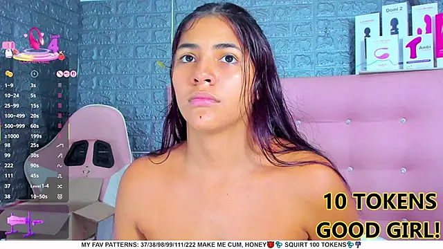 Snapshot of AriannaLewiis chatting on March 6, 10:15 pm AriannaLewiis online show from March 6, 10:15 pm