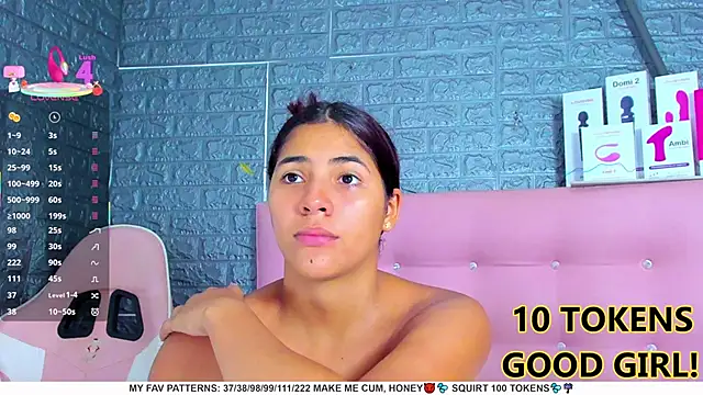 Snapshot of AriannaLewiis chatting on March 10, 7:50 pm AriannaLewiis online show from March 10, 7:50 pm