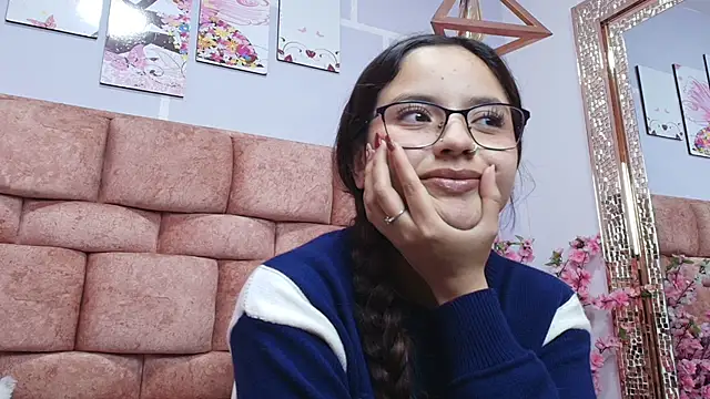 katecooper online show from March 1, 2:44 pm