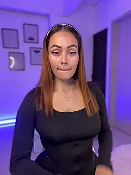 Miss-Abbii online show from March 15, 9:05 pm