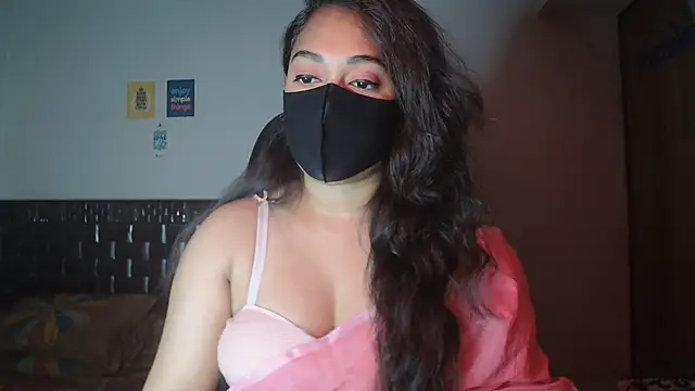 Most-Beautiful-Queen online show from November 16, 6:57 pm