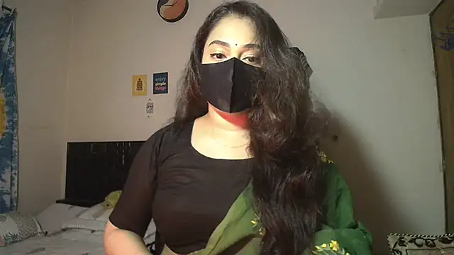 Most-Beautiful-Queen online show from June 15, 8:00 pm
