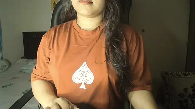 Most-Beautiful-Queen online show from June 24, 7:13 pm