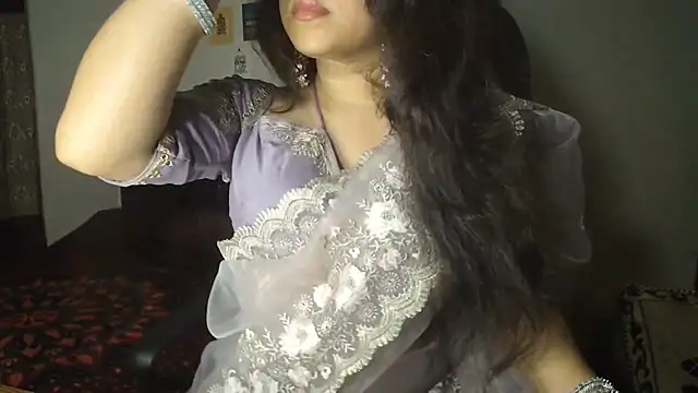 Most-Beautiful-Queen online show from July 18, 5:06 pm