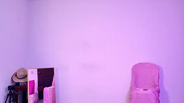 pink flower  online show from February 5, 11:09 pm