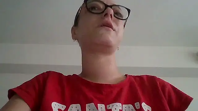 IzabelllNoir online show from June 11, 9:18 am