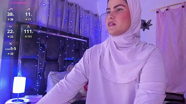AishaAmin  online show from December 26, 12:16 pm