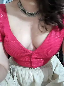 Brown Maxi online show from March 2, 12:01 pm