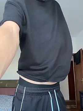 alexyourboy online show from October 28, 1:03 pm