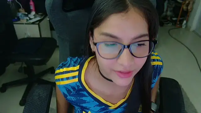 Lucy Fer5 online show from July 3, 3:07 pm