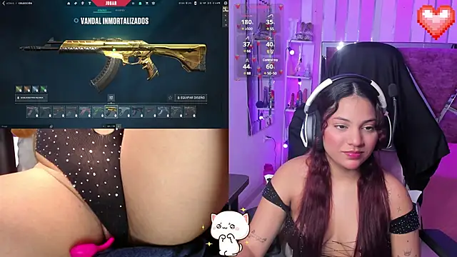 Snapshot of PetiteSophie_ chatting on February 27, 12:45 pm PetiteSophie online show from February 27, 12:45 pm