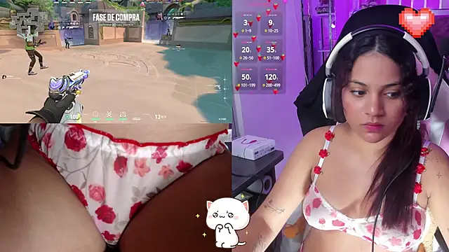 Snapshot of PetiteSophie_ chatting on March 3, 4:24 pm PetiteSophie online show from March 3, 4:24 pm