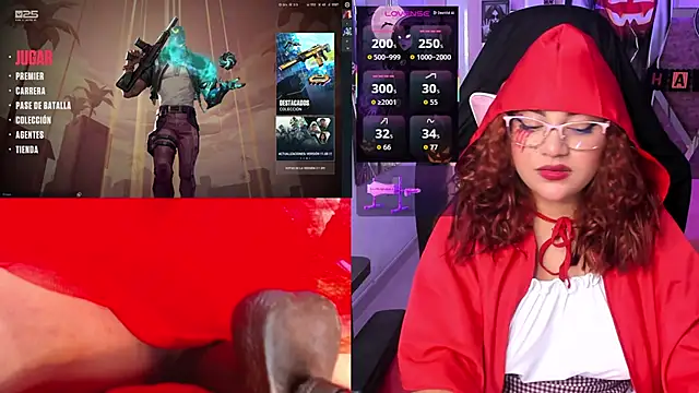 PetiteSophie  online show from October 31, 3:13 pm