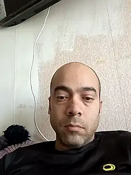 Snapshot of Entretener chatting on October 26, 6:25 pm Entretener online show from October 26, 6:25 pm