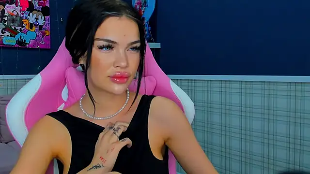 Angel Sapphire  online show from December 23, 11:47 am