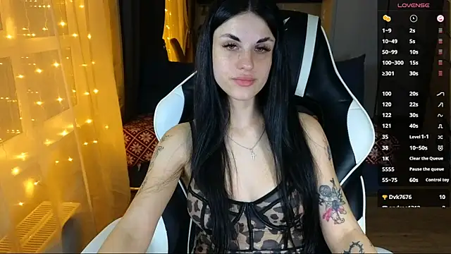 Snapshot of Mary___Moore chatting on November 7, 6:41 pm Mary Moore online show from November 7, 6:41 pm