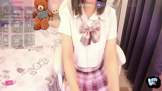 Yuka Chan online show from February 23, 8:11 pm