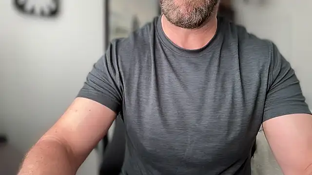Snapshot of Mr_Beef chatting on June 12, 1:10 pm Mr Beef online show from June 12, 1:10 pm