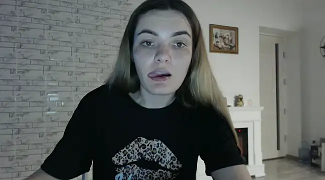 Snapshot of _JustmeHere_ chatting on January 31, 5:10 pm JustmeHere online show from January 31, 5:10 pm