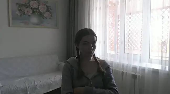 Snapshot of _JustmeHere_ chatting on February 17, 9:13 am JustmeHere online show from February 17, 9:13 am