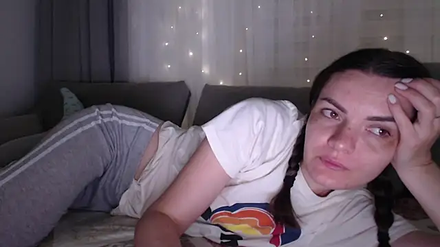  JustmeHere  online show from December 1, 6:18 am