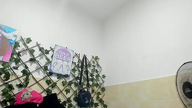 Brenda Smith69 online show from January 8, 9:01 pm