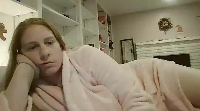 Snapshot of MsLG12301 chatting on March 2, 12:53 am MsLG12301 online show from March 2, 12:53 am