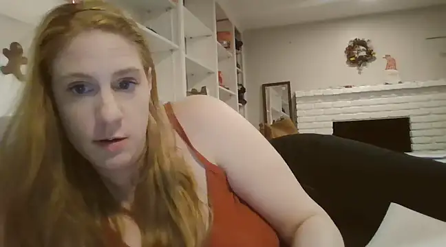 Snapshot of MsLG12301 chatting on March 4, 12:29 am MsLG12301 online show from March 4, 12:29 am