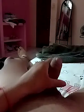 Snapshot of Ricardito97 chatting on March 14, 2:28 am Ricardito97 online show from March 14, 2:28 am