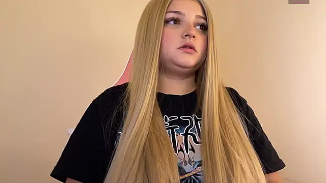 SweetPaige  online show from December 25, 7:13 pm
