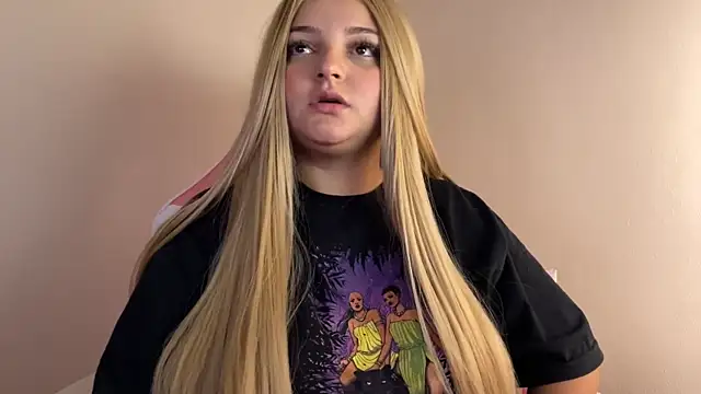SweetPaige  online show from January 2, 8:57 pm