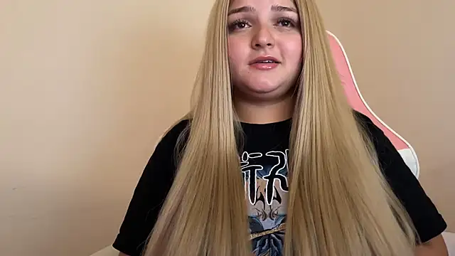 SweetPaige  online show from January 21, 8:11 pm