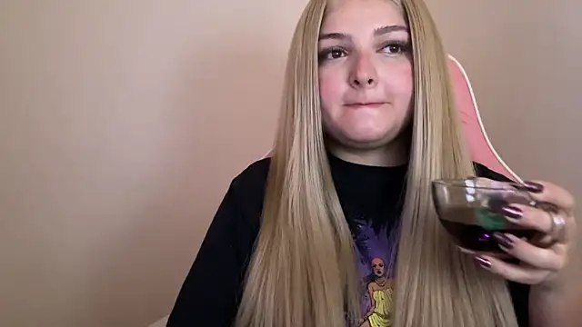 SweetPaige  online show from February 6, 12:48 pm